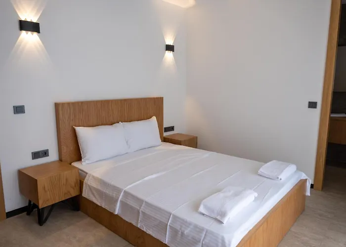 Villa Sueper Lueks Havuzlu Merkezde