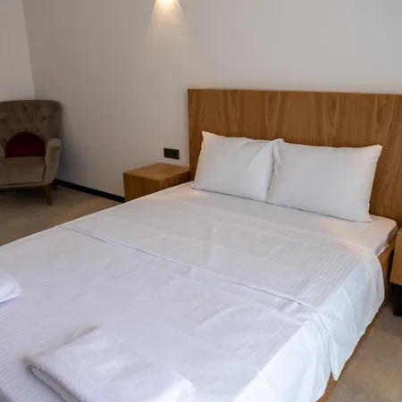 Villa Sueper Lueks Havuzlu Merkezde *