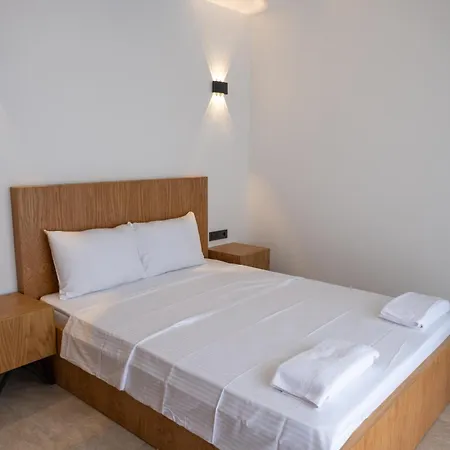 Villa Sueper Lueks Havuzlu Merkezde