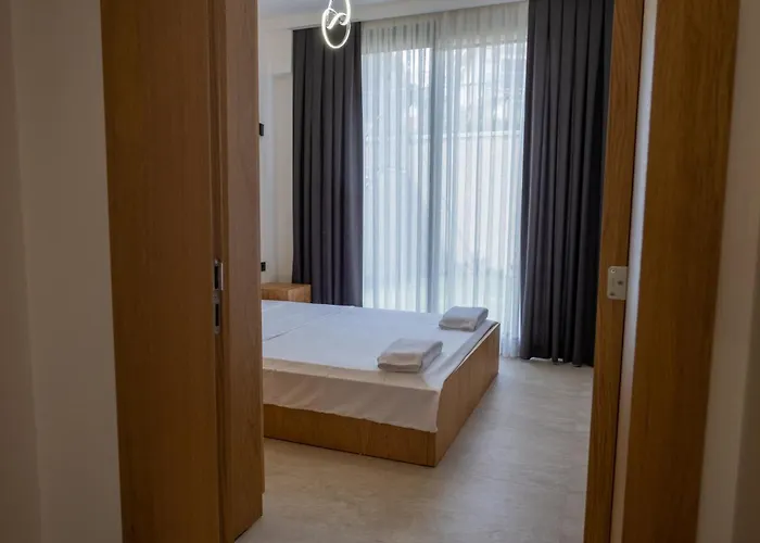 Sueper Lueks Havuzlu Merkezde Villa *